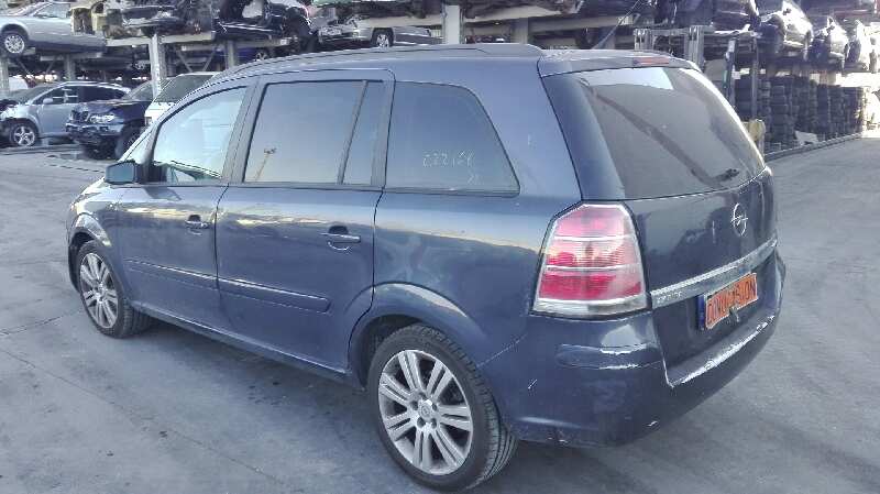 OPEL ZAFIRA B 2005