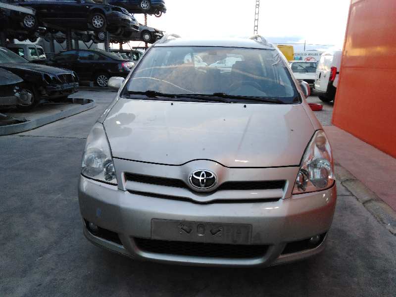 TOYOTA COROLLA VERSO (R1) 2005