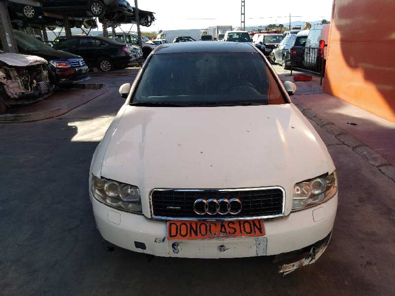 AUDI A4 BERLINA (8E) 2000