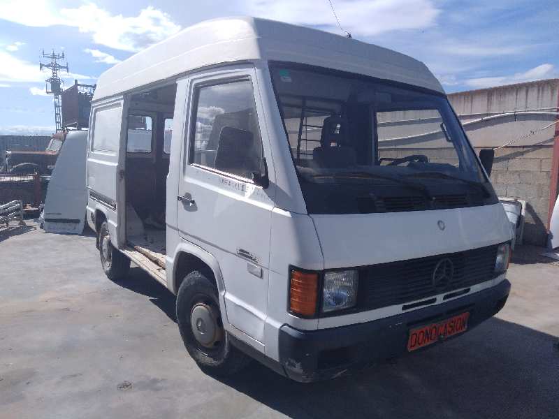 MERCEDES MB 100 D CAJA CERRADA / COMBI 1987