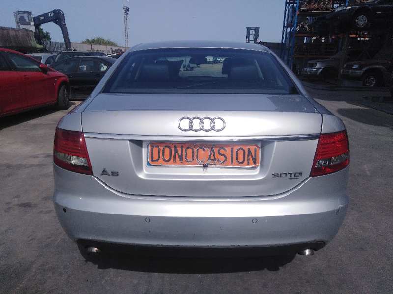 AUDI A6 BERLINA (4F2) 2004