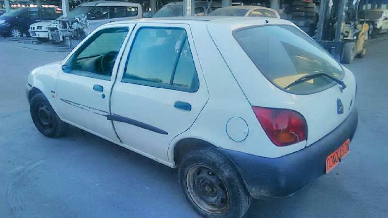 FORD FIESTA BERLINA 1995