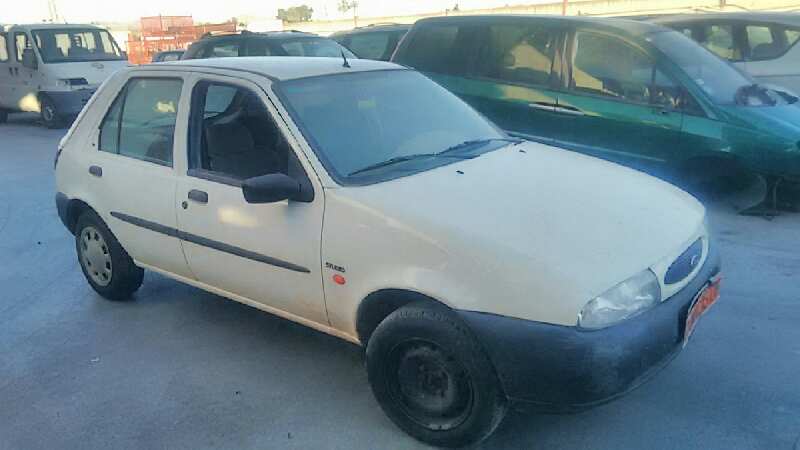FORD FIESTA BERLINA 1995