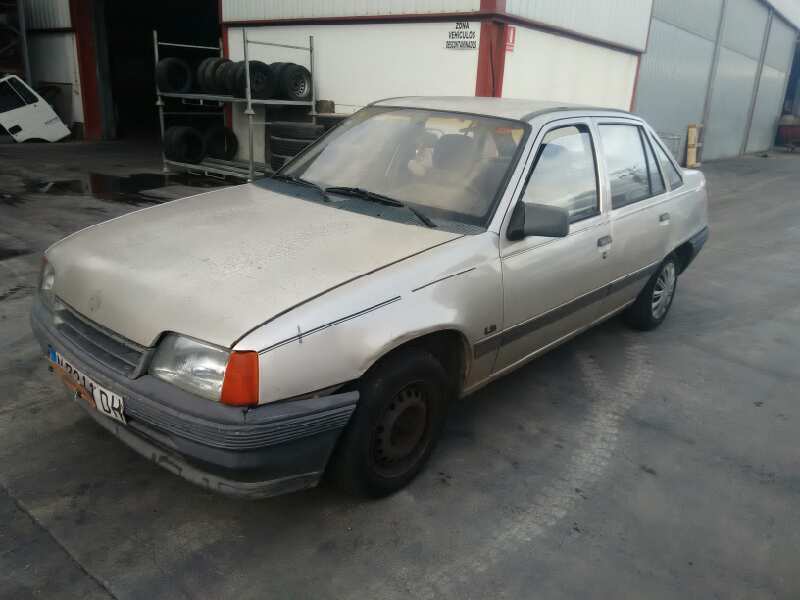 PARAGOLPES DELANTERO