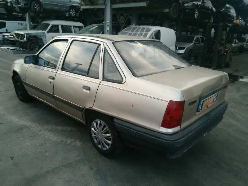 PARAGOLPES DELANTERO