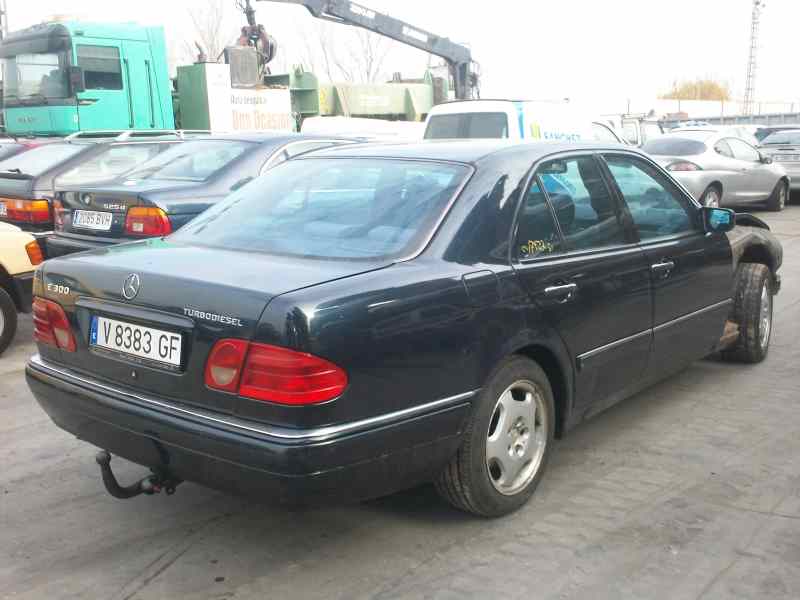 MERCEDES CLASE E (W210) BERLINA DIESEL 1997