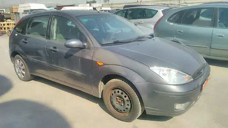 FORD FOCUS BERLINA (CAK) 1998