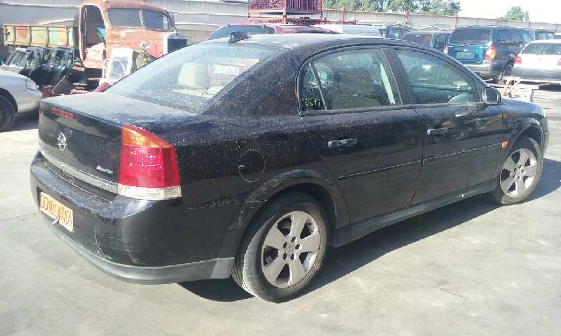 OPEL VECTRA C BERLINA 2002