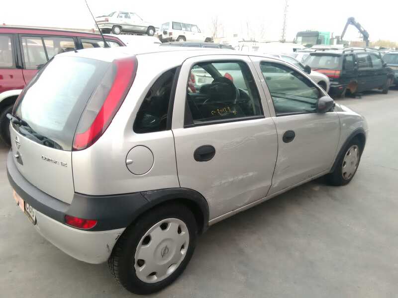 OPEL CORSA C 2000