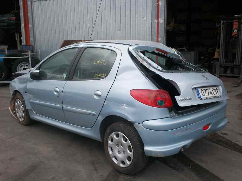 PEUGEOT 206 BERLINA 2002