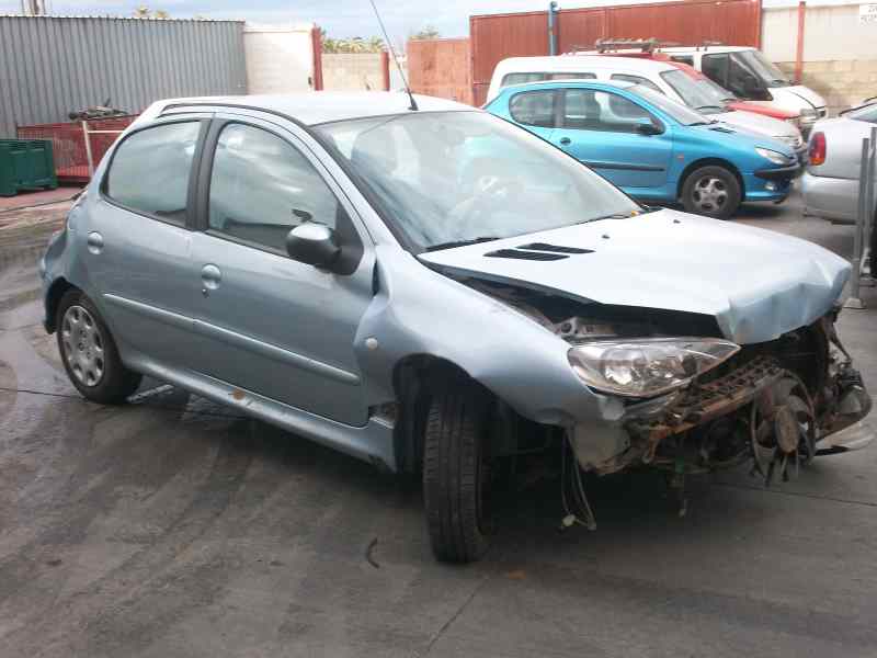 PEUGEOT 206 BERLINA 2002