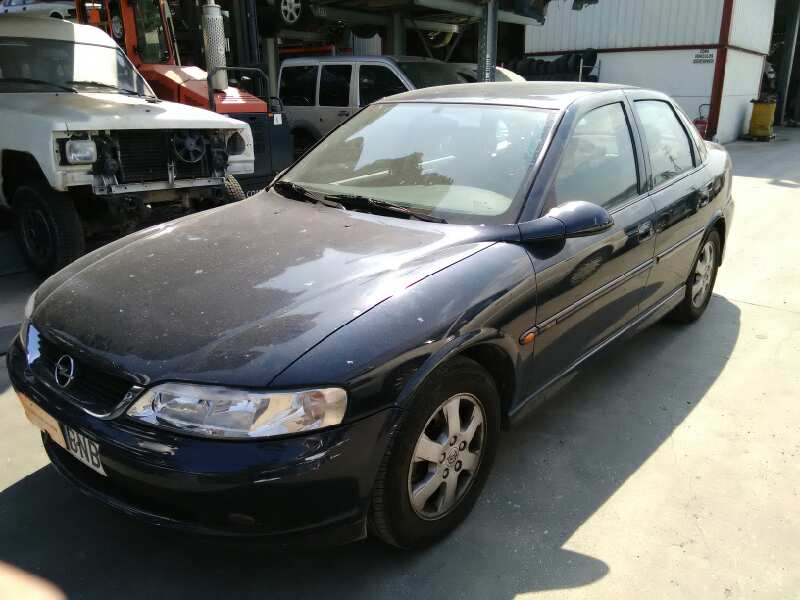 OPEL VECTRA B BERLINA 2000