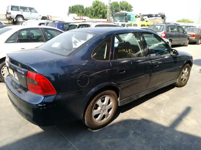 OPEL VECTRA B BERLINA 2000