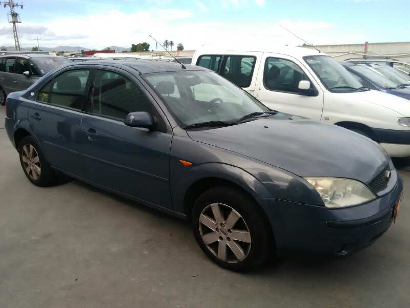 FORD MONDEO BERLINA (GE) 2000