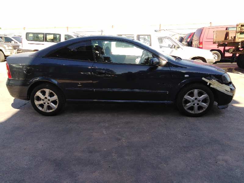 OPEL ASTRA G COUPÉ 2000