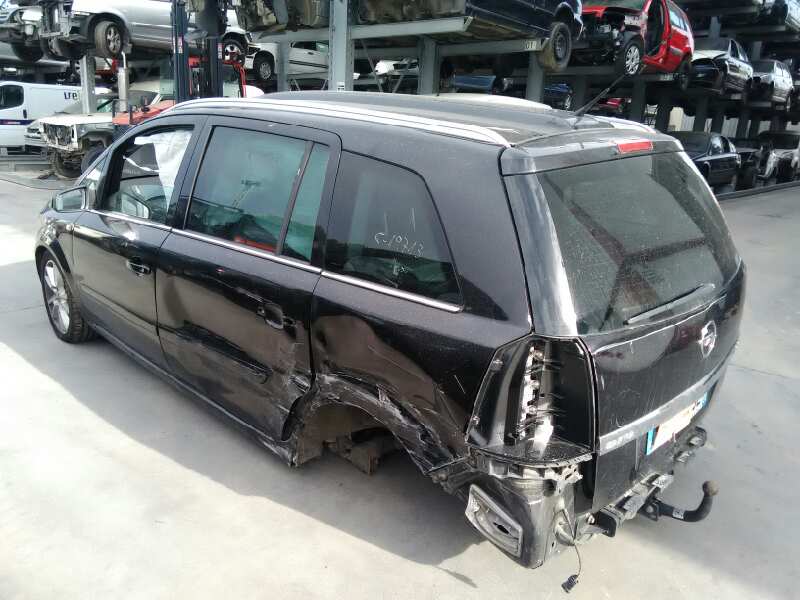 OPEL ZAFIRA B 2005