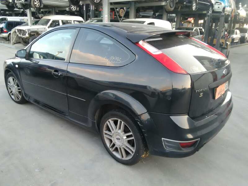 FORD FOCUS BERLINA (CAP) 2004