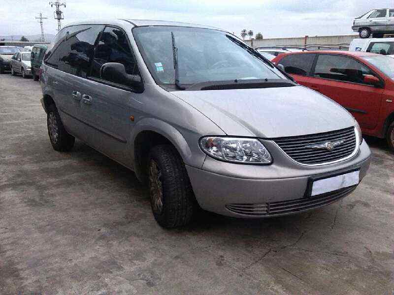 CHRYSLER VOYAGER (RG) 2001