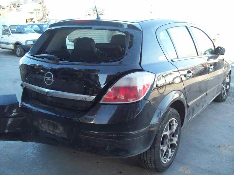 OPEL ASTRA H BERLINA 2004