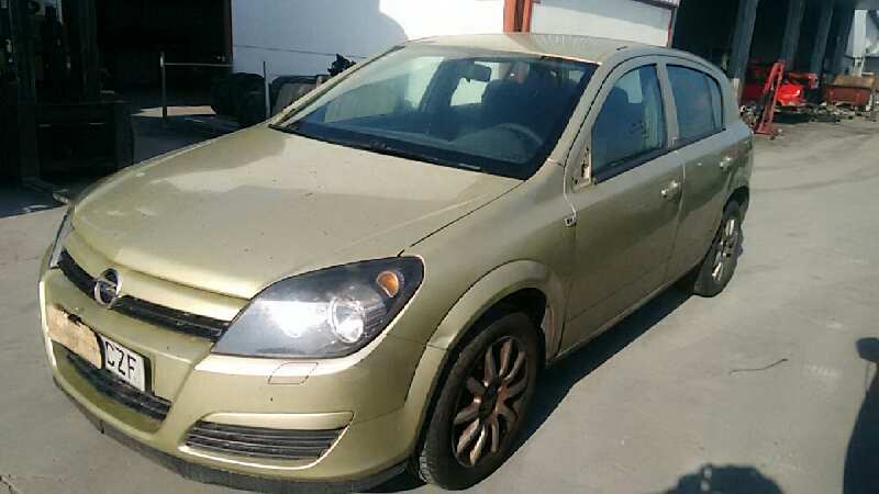 OPEL ASTRA H BERLINA 2004