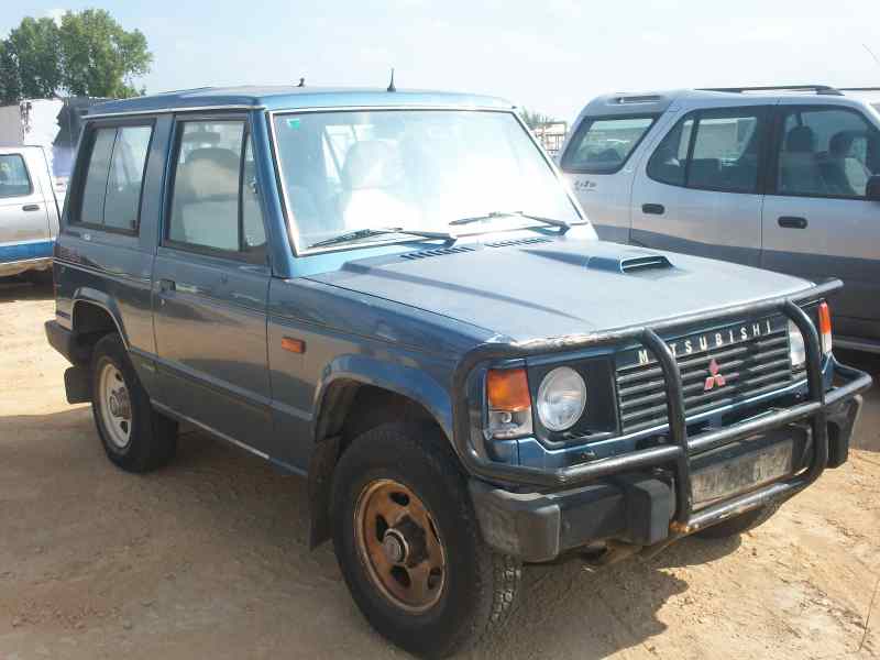 MITSUBISHI MONTERO (L040) 1989