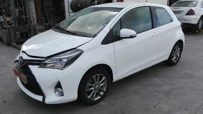 TOYOTA YARIS 2014