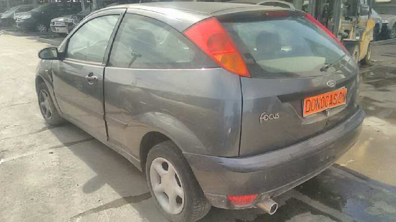 FORD FOCUS BERLINA (CAK) 1998