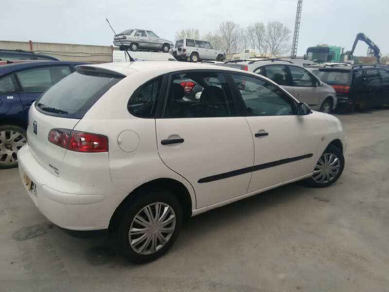SEAT IBIZA (6L1) 2001