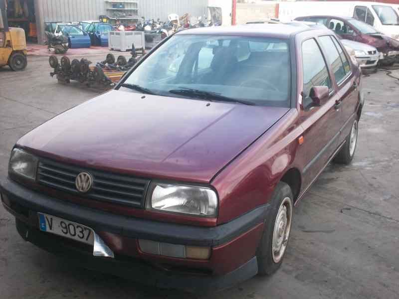 VOLKSWAGEN VENTO (1H2) 1991
