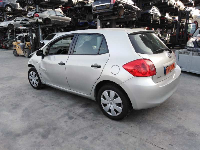 TOYOTA AURIS 2006