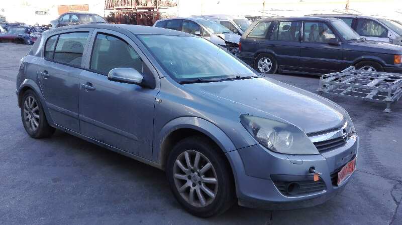 OPEL ASTRA H BERLINA 2004