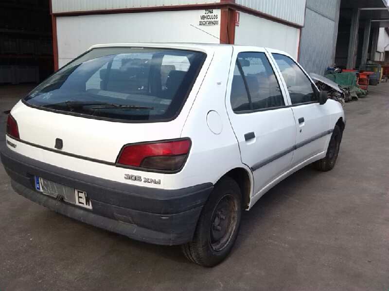 PARAGOLPES DELANTERO